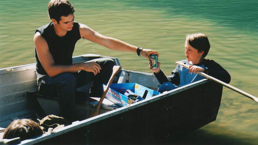 Mean Creek (2003)